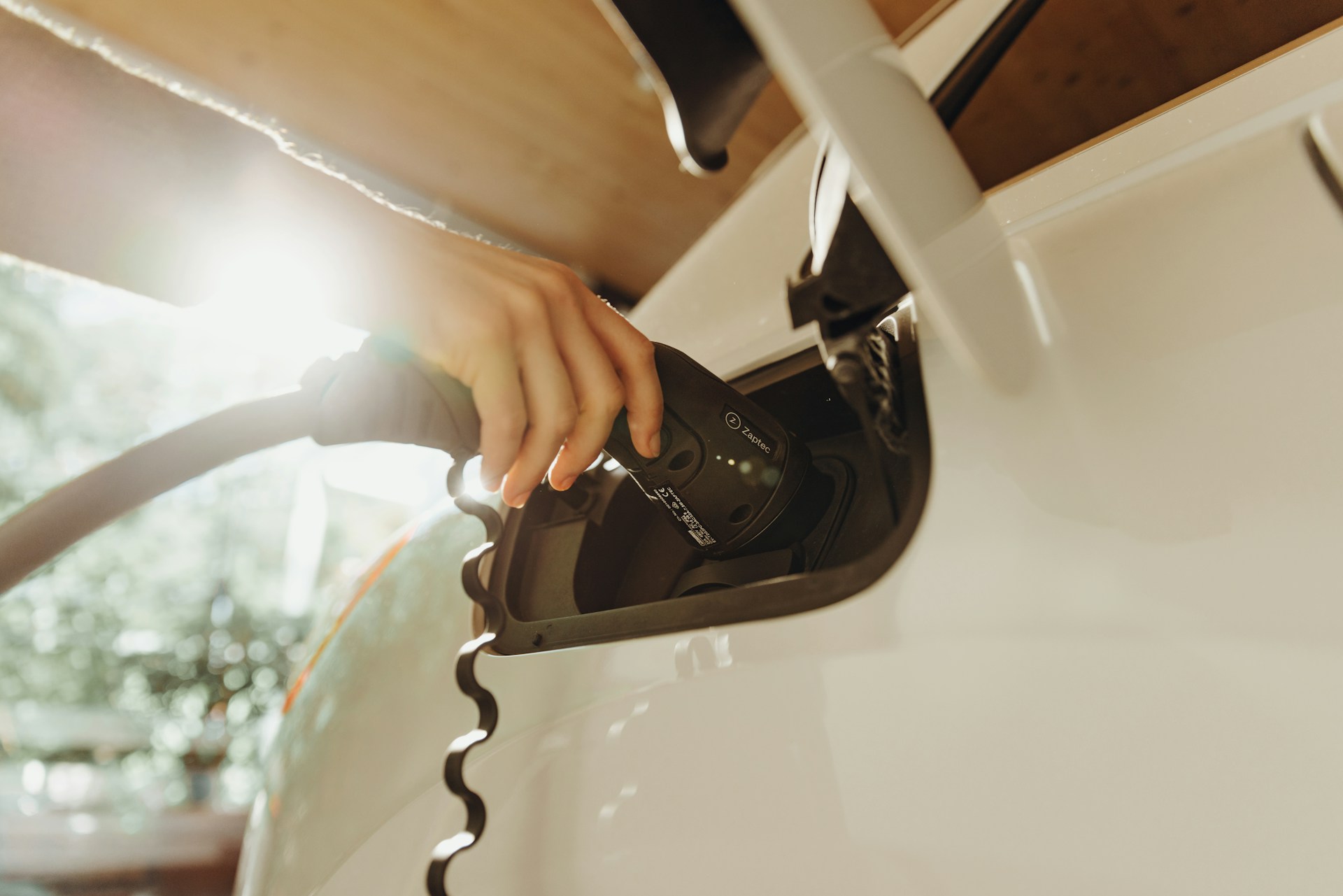 350 kW in tien minuten hoe de nieuwe generatie laadinfrastructuur er onder de motorkap uitziet
